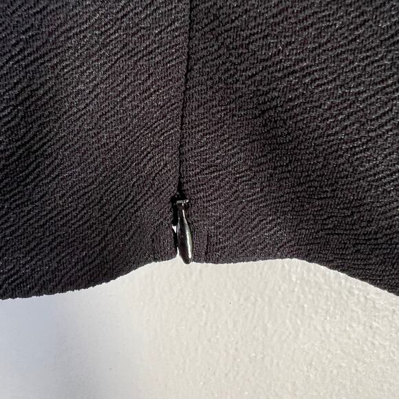 EXPRESS Women Sz S Small Black Countour Textured Cutout Long Sleeve Cropped Top - Picture 7 of 9